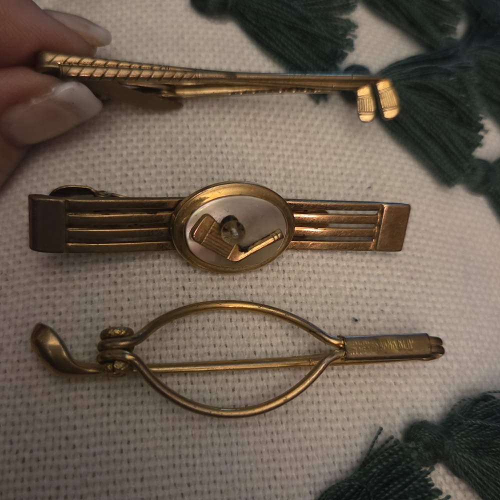 Vintage Golf-Themed Tie Clips Set